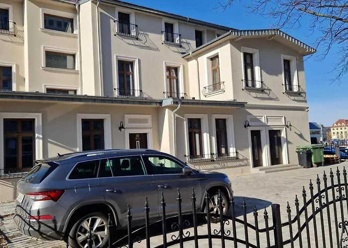 Lägenhet Jaracza 28/10 *